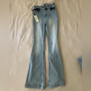 Idyllwind by Miranda Lambert Jeans 🩵